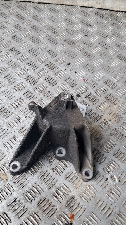 Suport motor Opel Astra J 1.6 benzina cod motor A16LET an 2010 cod 13277741