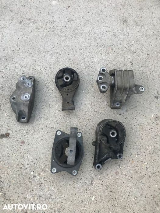 Suport motor Opel Vectra C/Signum 1.9 CDTI 150 CP Z19DTH an 2003-2008