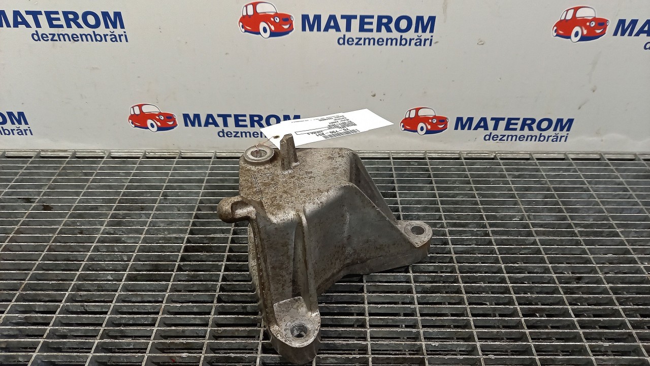 SUPORT MOTOR OPEL ZAFIRA C A20DT - (2011