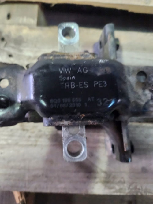 Suport motor Skoda Fabia 2 1.2TSI combi an de fabricatie 2011 Cod : 6Q0199555AT