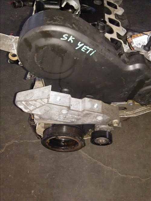 Suport motor SKODA YETI 2.0 TDI an fabr. 2011