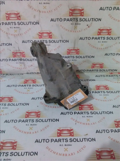 Suport motor stanga 2.2 CDI E5 MB C CLASS an fabr.2010