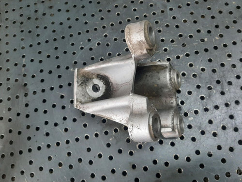 Suport motor stanga 2.7 tdi 3.0 tdi audi a6 4f c6 4f0199307aa