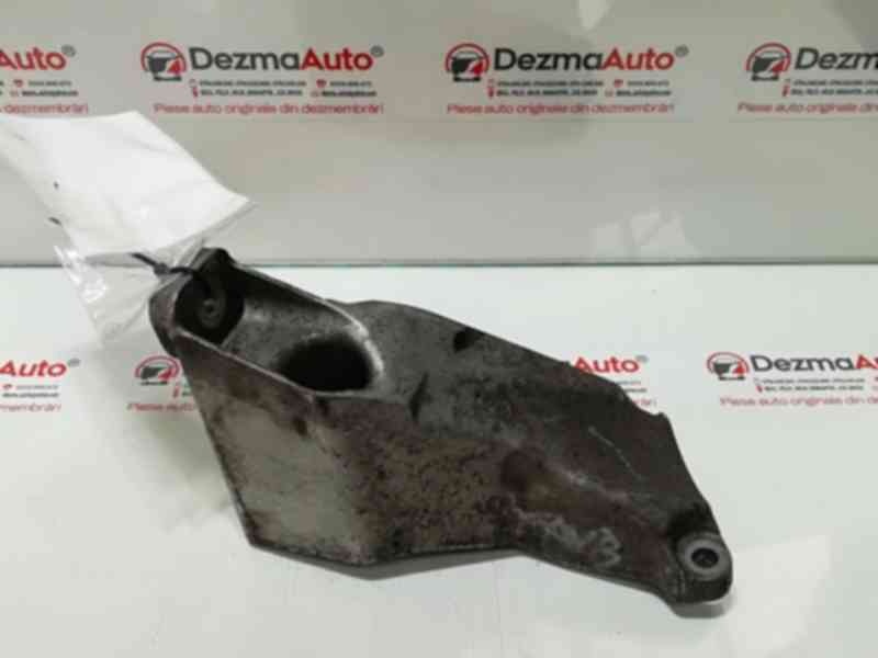 Suport motor stanga, 8D0199307P, Vw Passat (3B3) 1.9 tdi (id:318505)