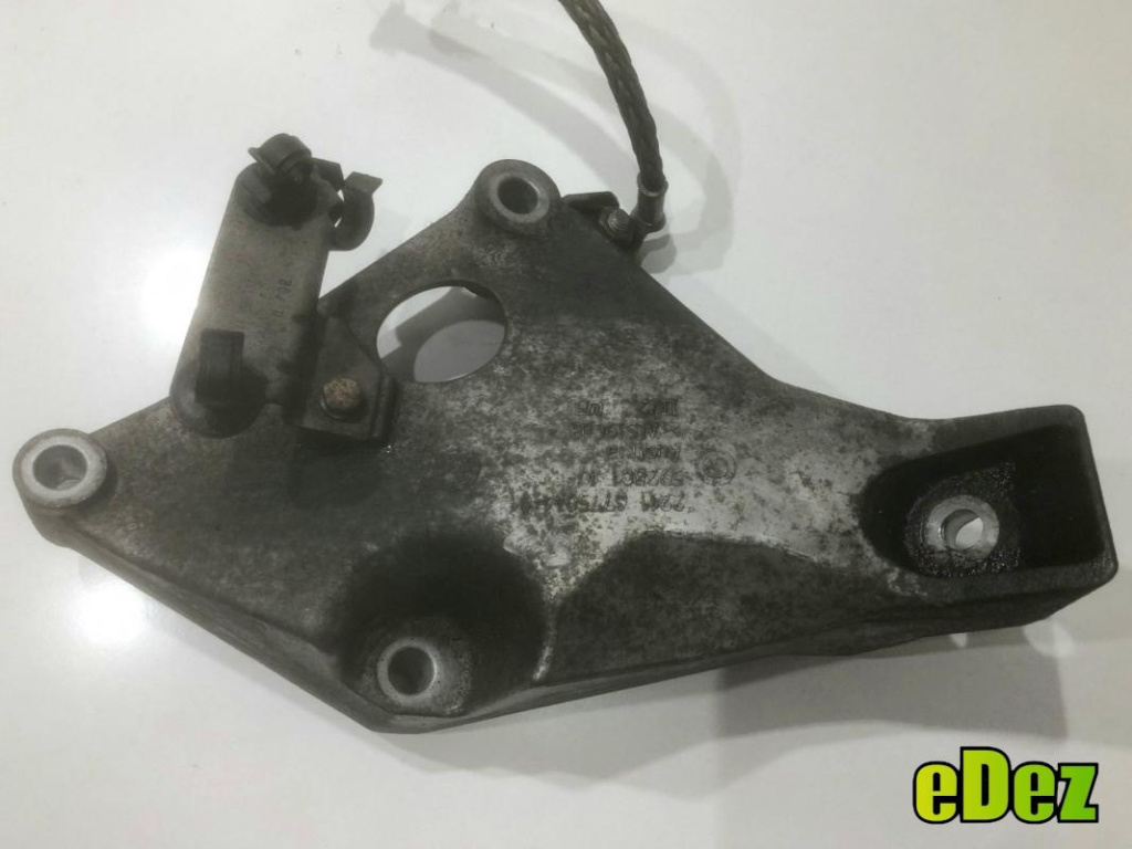 Suport motor stanga BMW Seria 1 (2004-2011) [E81, E87] 2.0 d N47D20C 143 cp 6775041