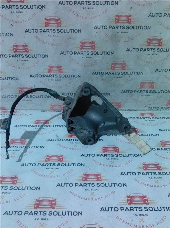 Suport motor stanga BMW X1 2.0 D an fabr. 2011