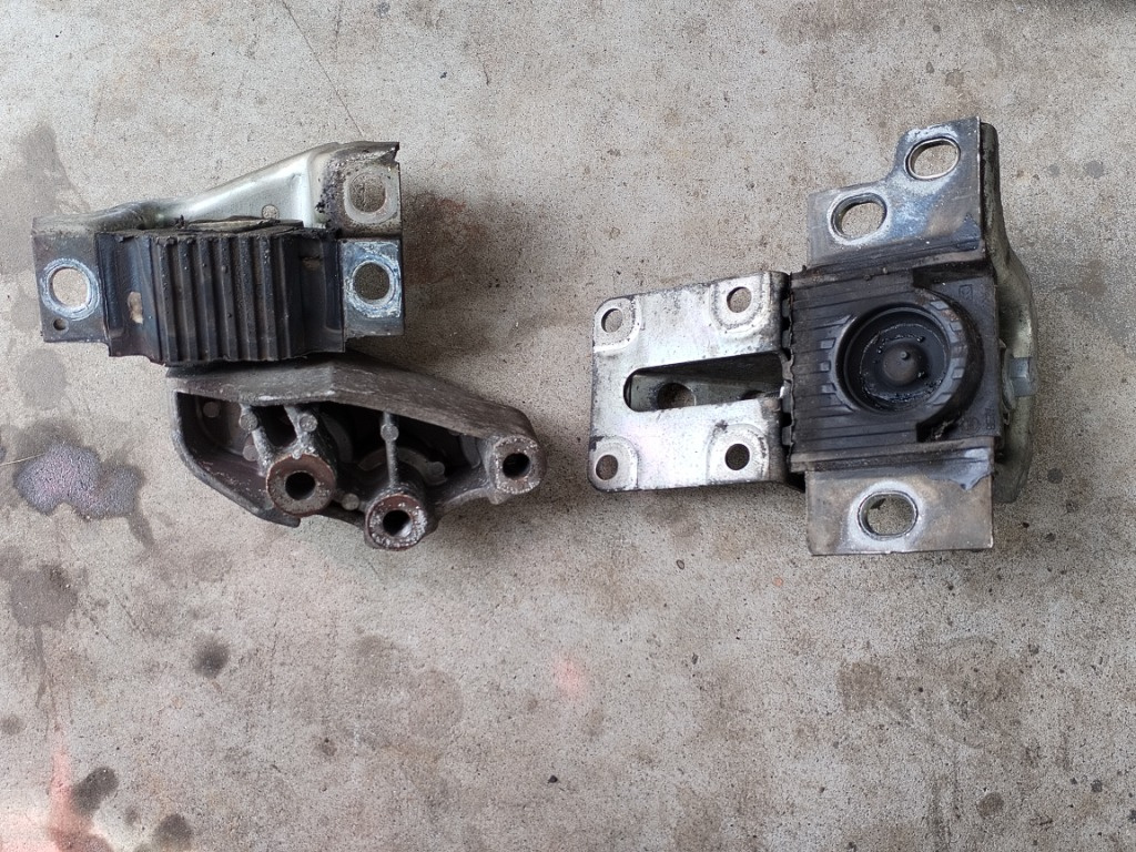 Suport motor stanga / dreapta Peugeot Boxer 3 2.2HDI 4H03