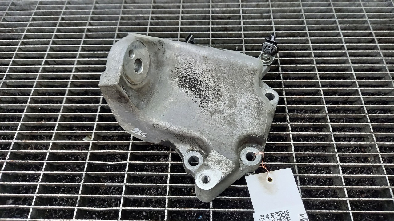 SUPORT MOTOR STANGA LEXUS IS 2.2 D - (2005 2010)