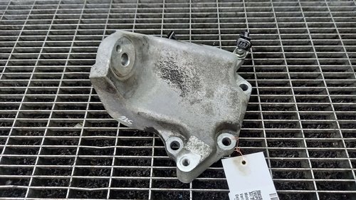 SUPORT MOTOR STANGA LEXUS IS 2.2 D - (2005 2010)