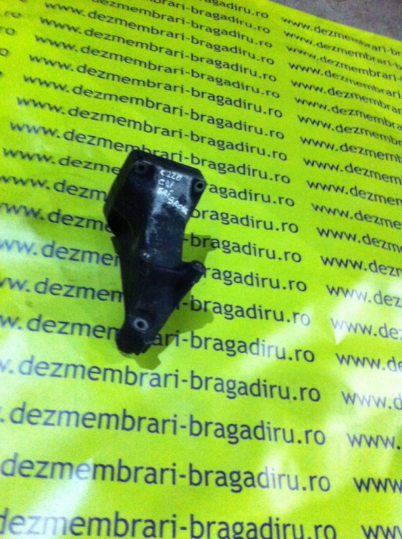 Suport motor stanga Mercedes-Benz C-Class W203/S203/CL203 [facelift] [2004 - 2007] wagon 5-usi C220 CDI AT (150 hp) T-Model (S203)