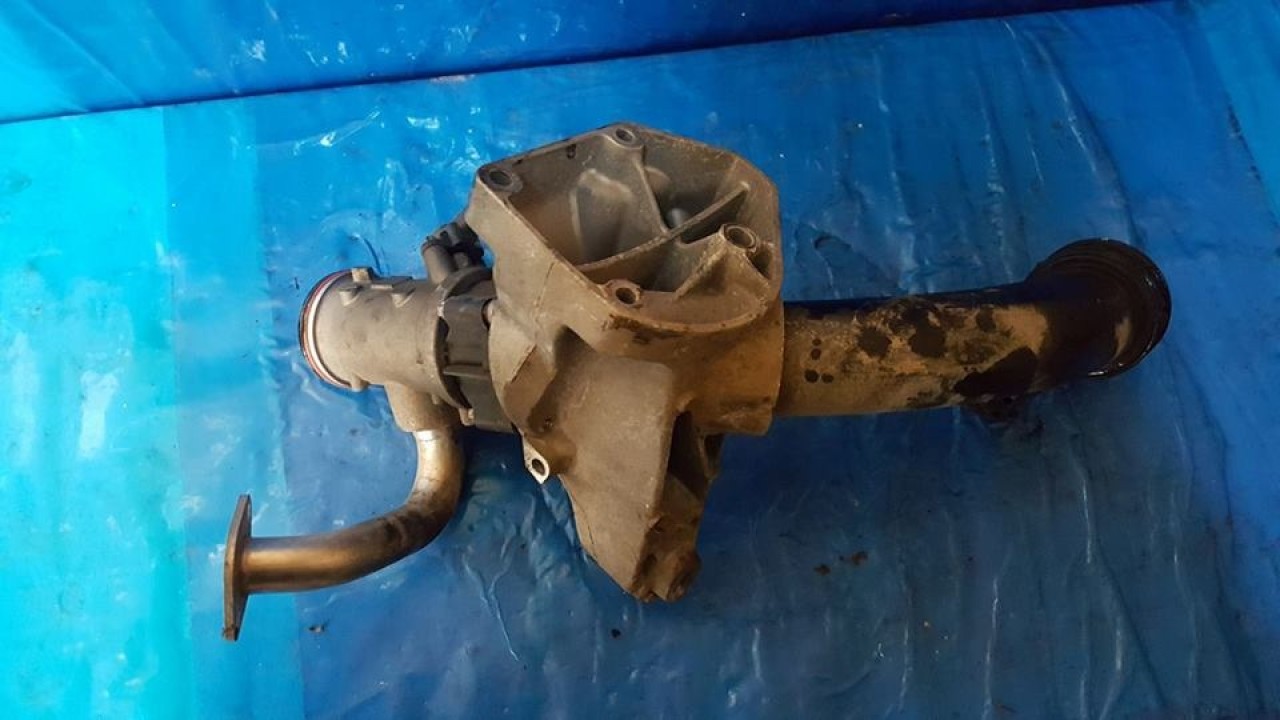 Suport motor stanga mercedes w204 c220 cdi cod a6462230604