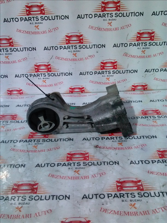 Suport motor stanga RENAULT MASTER 2.3 D an fabr. 2014