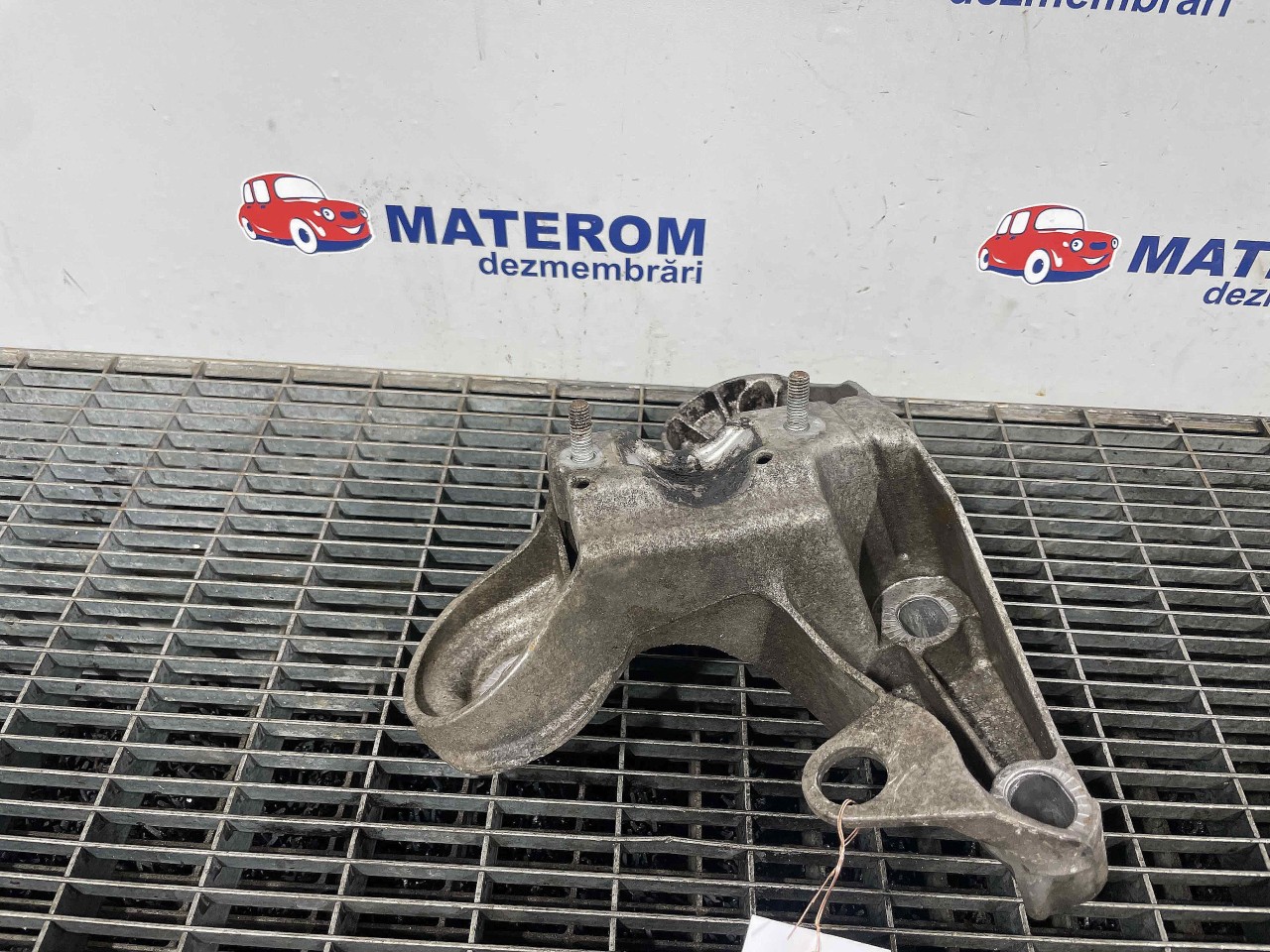 SUPORT MOTOR STANGA SEAT EXEO EXEO 2.0 TDI - (2008 2013)