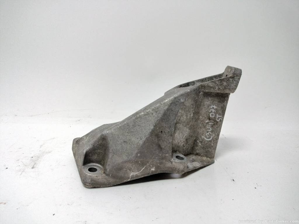 Suport motor stanga Skoda Superb (3U4) Berlina 2005 1.9 TDI SKODA SUPERB (3U4) [ 2001 - 2008 ] OEM 8D0199307P