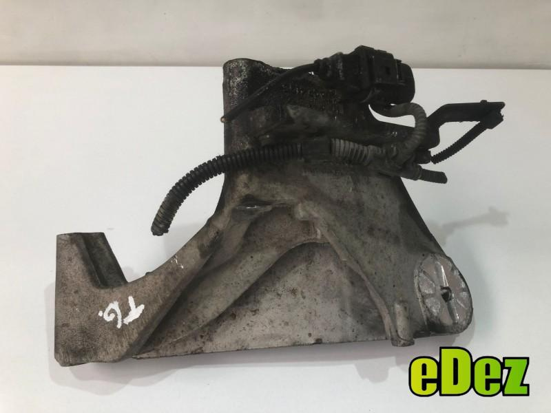 Suport motor stanga Volkswagen Touareg (2002-2006) 2.5 tdi 070199307a