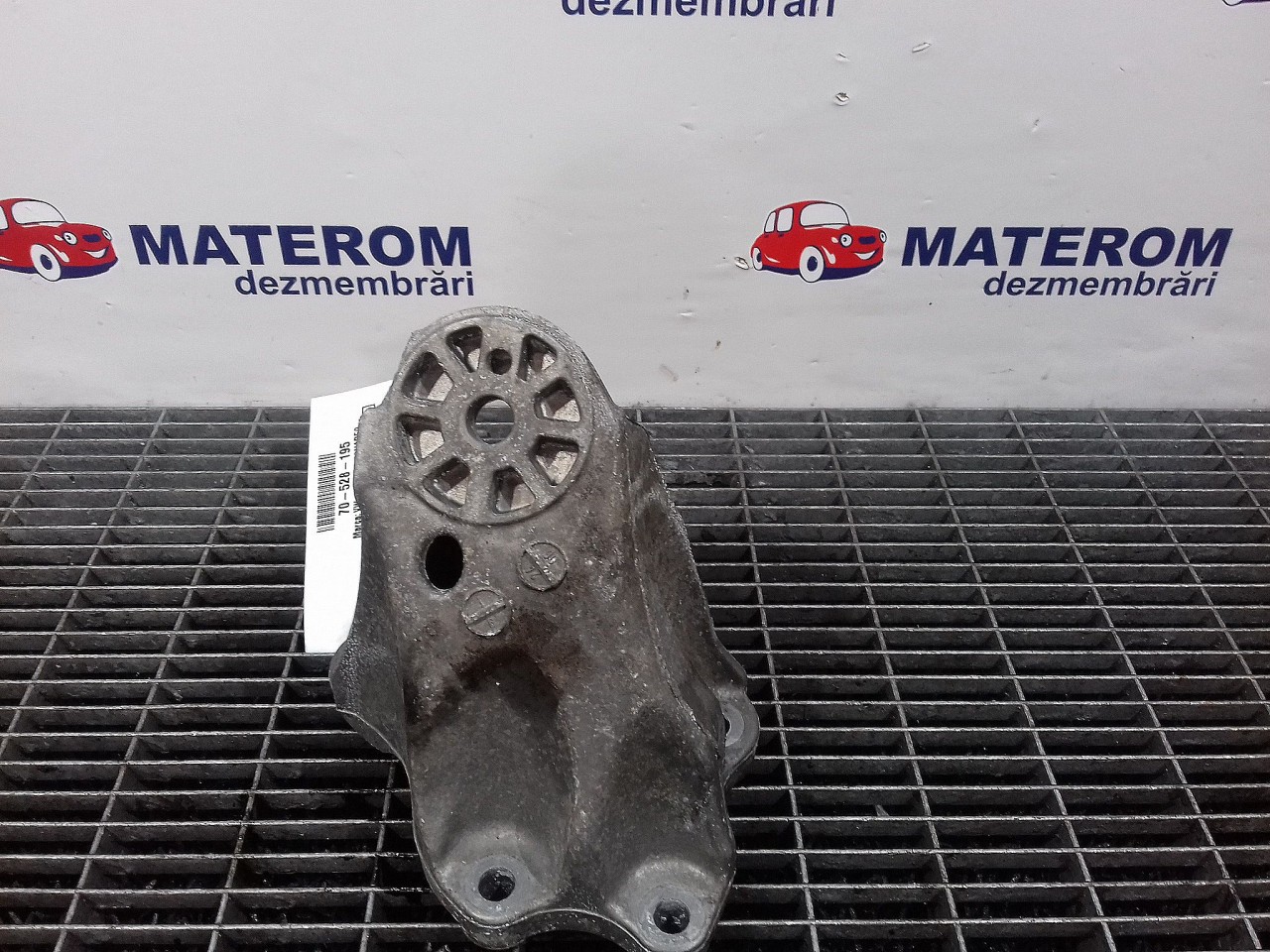 SUPORT MOTOR STANGA VW TOUAREG TOUAREG 3.0 TDI - (2006 2010)