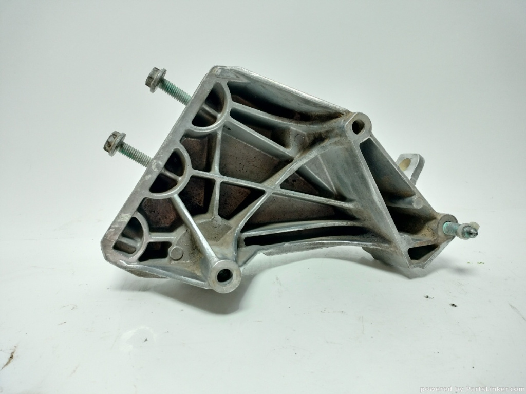 Suport motor VOLKSWAGEN GOLF IV (1J1) [ 1997 - 2007 ] SDI (AGP, AQM) 50KW|68HP VAG OEM 038199207P