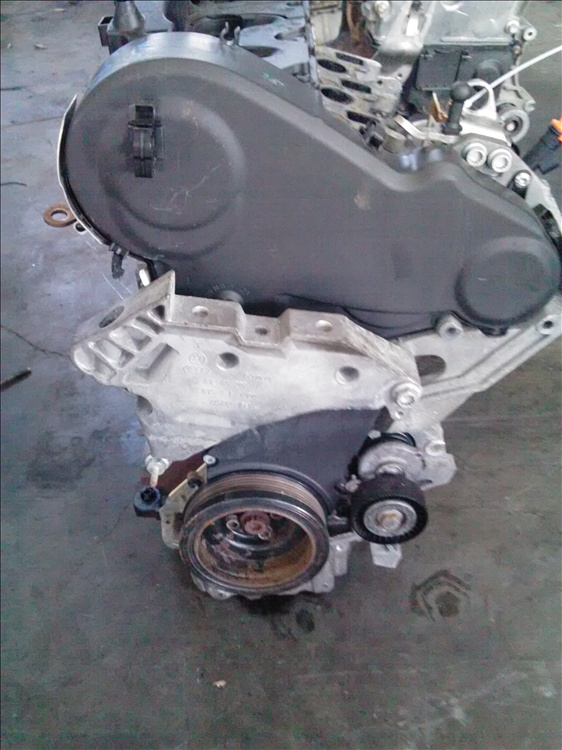 Suport motor VOLKSWAGEN JETTA 1.6 tdi an fabr. 2012