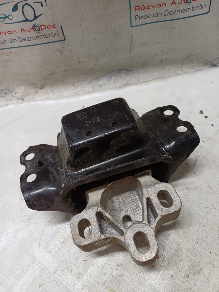 Suport motor Volkswagen Tiguan - Motorina 2014, 5QA199555C