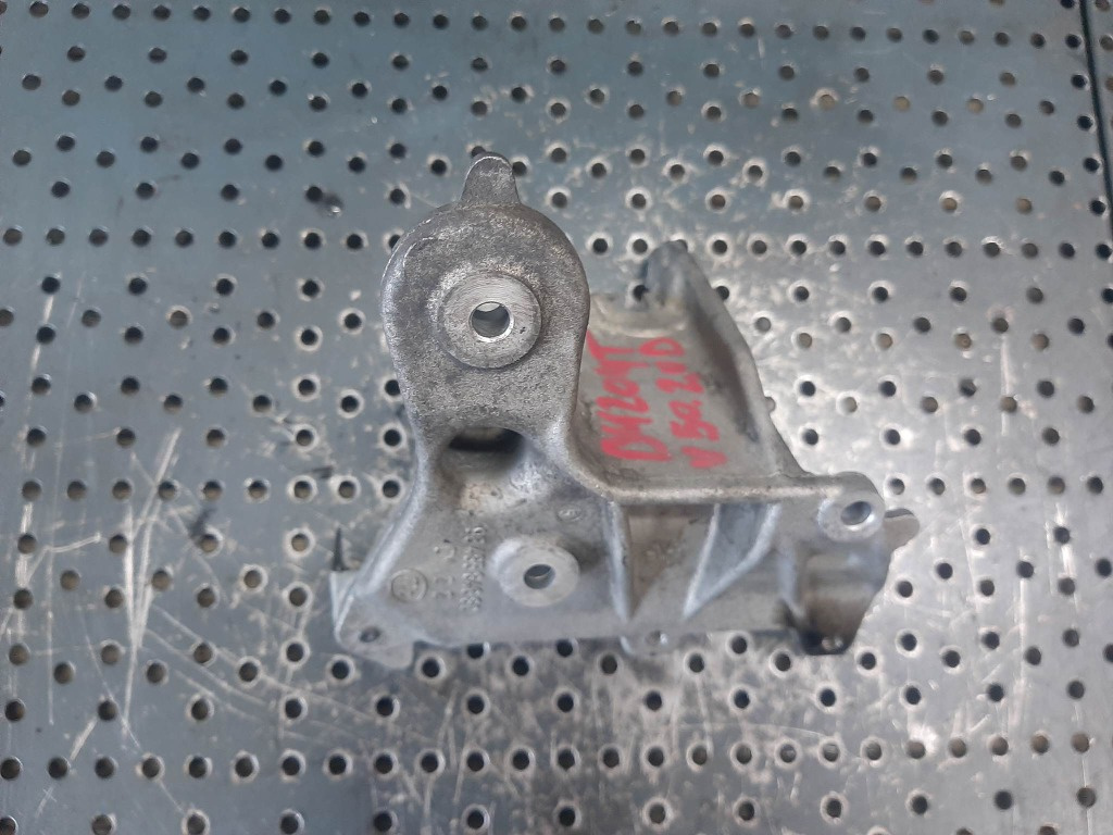 Suport motor volvo s40 v50 2.0 d d4204t 9648584680