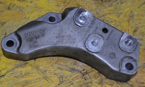SUPORT MOTOR VW-AUDI-SKODA 2004-2007. COD: 03G199117AC