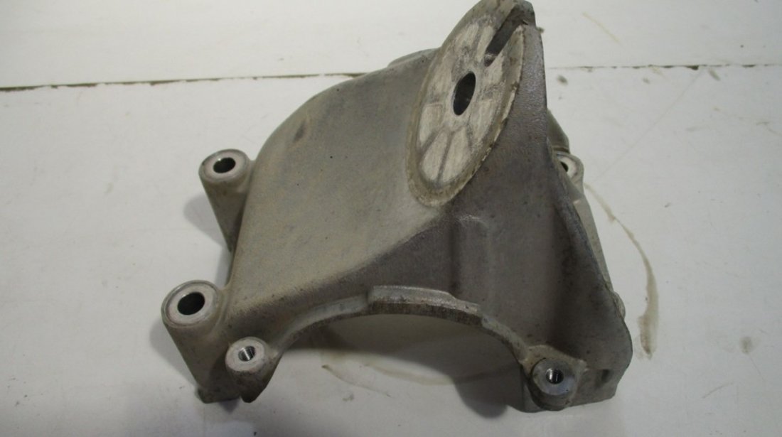 Suport motor Vw Touareg an 2002-2010 cod 07Z199307B