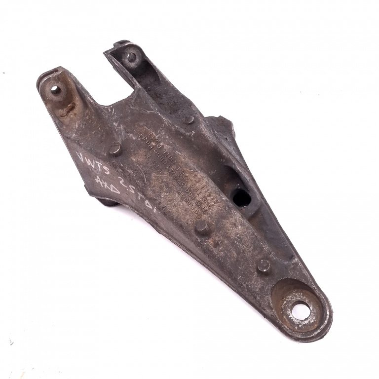 Suport Motor Vw Transporter Mk 5 / T5 / Caravelle 2003-2015 2.5 Tdi Axd Motorina 7H0199370M, 7H0199370L