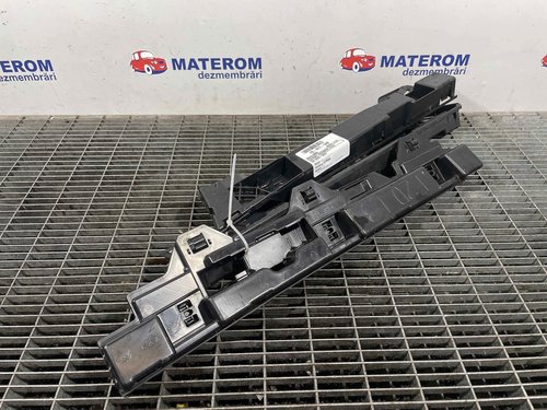SUPORT ORNAMENT PRAG BMW SERIA 1 F20 - - (2015 2019)