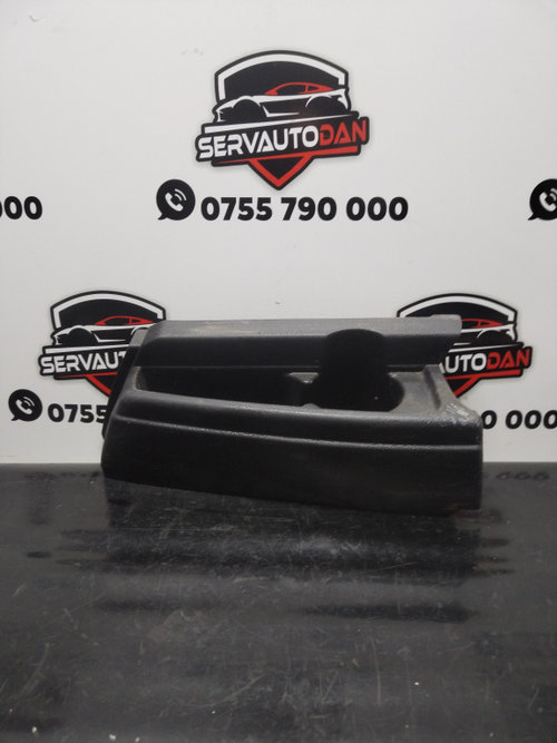 Suport pahar Volkswagen Caddy 4 (2015-2020) 2.0 Motorina 2020, 2K3868678D / 2K3868678C