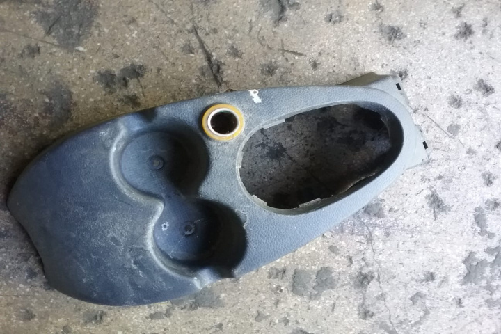 Suport pahare fata Dacia Logan [2004 - 2008] Sedan 1.5 dci MT (65hp) SD/LSDEJ