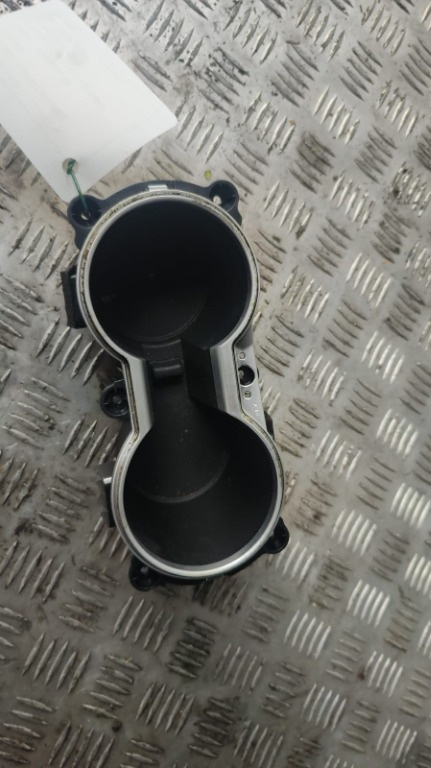 Suport pahare Hyundai i30 1.6 CRDI cod motor D4FB 128 cp / 94KW an 2014