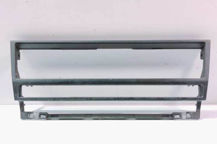Suport panou climatizare 8247302 BMW Seria 5 E39 [1995 - 2000]