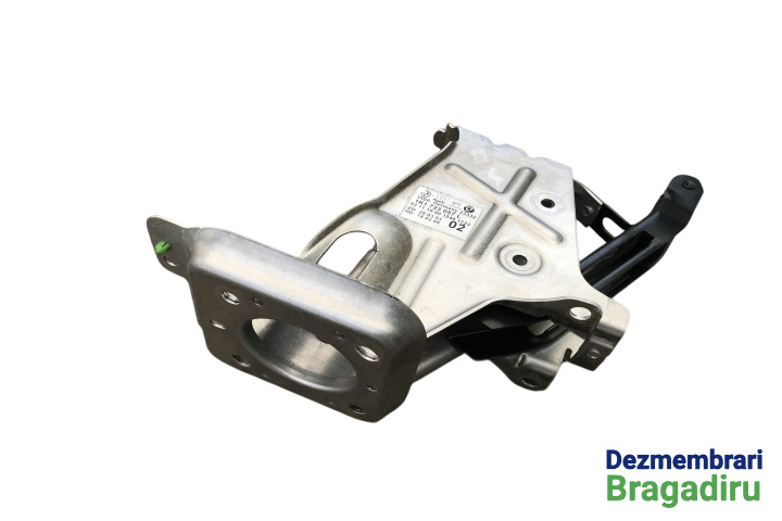 Suport pedala frana Cod: 1K1723057L 1K1723057L Volkswagen VW Golf 5 [2003 - 2009] Hatchback 3-usi 1.9 TDI 6DSG (105 hp) Cod motor: BKC, Cod cutie: HLH, Cod culoare: LA6Q