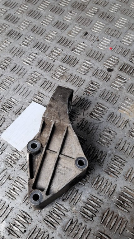 Suport planetara Opel Astra J 1.6 benzina cod motor A16LET transmisie manuala an 2010 cod 13250881
