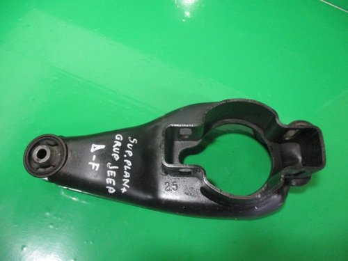 SUPORT PLANETARA SI GRUP / DIFERENTIAL ( PARTEA DREAPTA FATA ) JEEP CHEROKEE KJ 2.5 CRD 4X4 ⭐⭐...