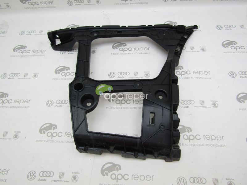 Suport plastic dreapta bara spate Audi Q7 4M - Cod: 4M0807454A