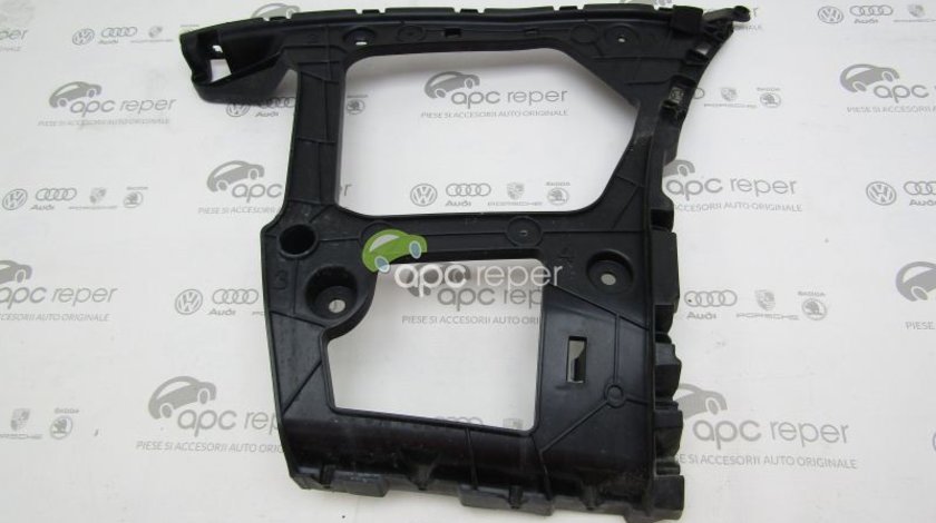 Suport plastic dreapta bara spate Audi Q7 4M - Cod: 4M0807454A