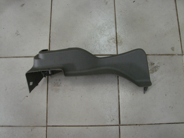 Suport polita portbagaj dreapta Renault Laguna 2 [2001 - 2005] Liftback 1.9 DCi MT (120 hp) II (BG0/1_)