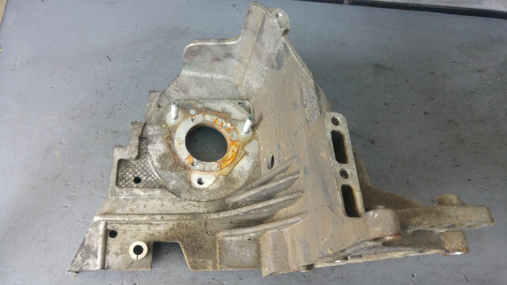 Suport pompa 1.9 jtdm 937a5000 alfa romeo 147 5582765