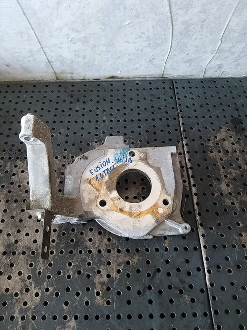 Suport pompa inalta 1.6 tdci ford fusion 9654959880
