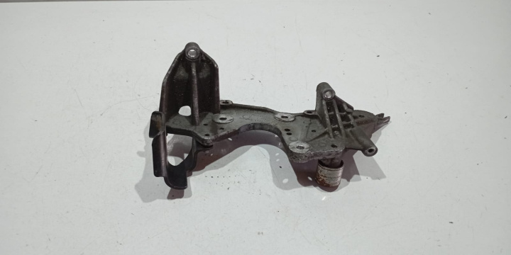Suport pompa inalta presiune 059130147R 3.0TDI Audi A4 B8/8K [2007 - 2011]