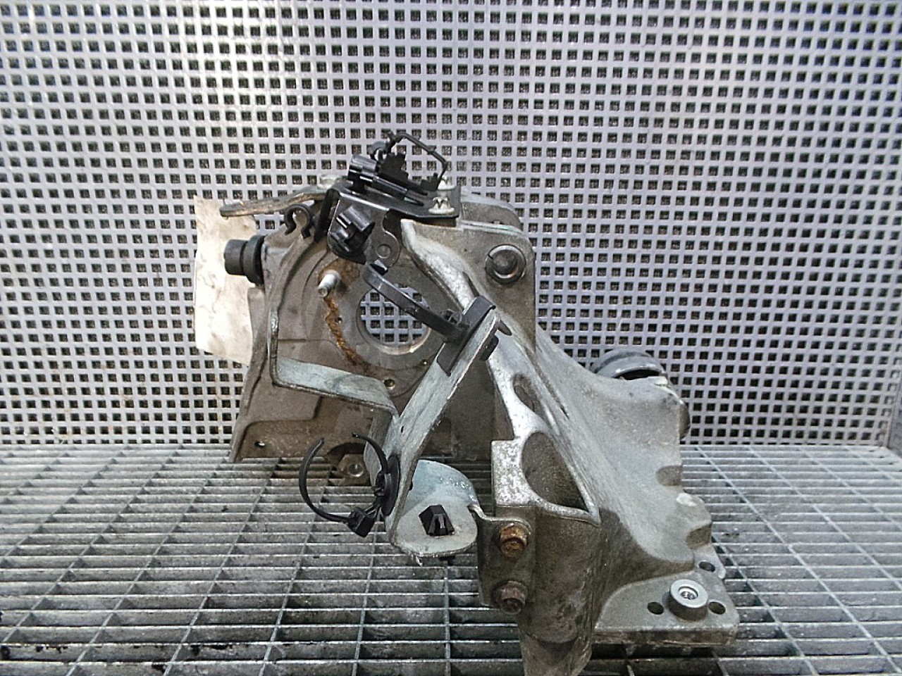 SUPORT POMPA INALTA PRESIUNE OPEL ZAFIRA B ZAFIRA B Z19DT - (2005 2011)