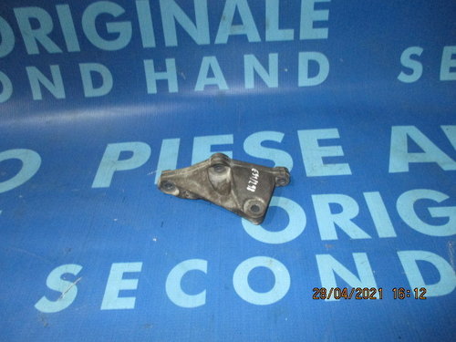 Suport pompa injectie BMW E91 320d 2.0d; 7810698