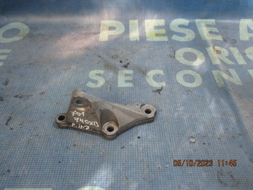 Suport pompa injectie BMW F01 740xd N57D30B; 7810698