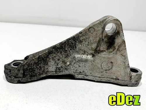 Suport pompa injectie BMW X5 (2012-2019) [F15] 2.0 d n47 184 cp 7810698