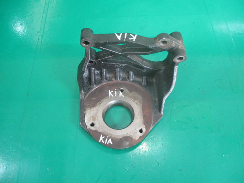 SUPORT POMPA INJECTIE / INALTA KIA SORENTO 1 2.5 CRDI 4x4 FAB. 2002 – 2009 ⭐⭐⭐⭐⭐