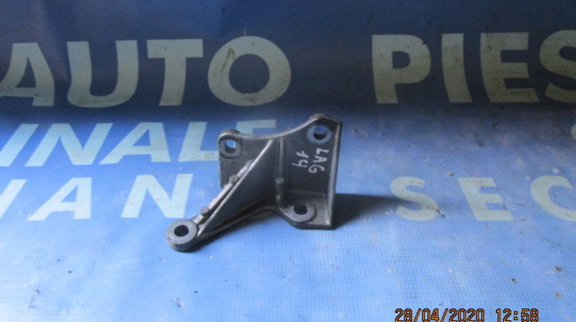 Suport pompa injectie Renault Laguna 2.2dt;7700105225 (spate)