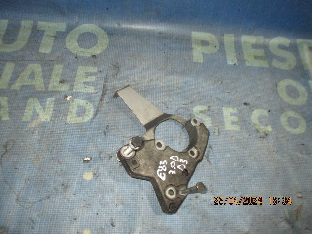 Suport pompa servo-directie BMW E83 X3 M57N D3; 2247556