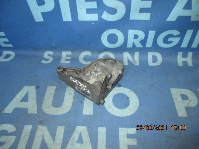 Suport pompa servo-directie BMW E87 120d;  7692974