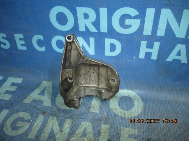 Suport pompa servo-directie BMW E90 318d; 7794455